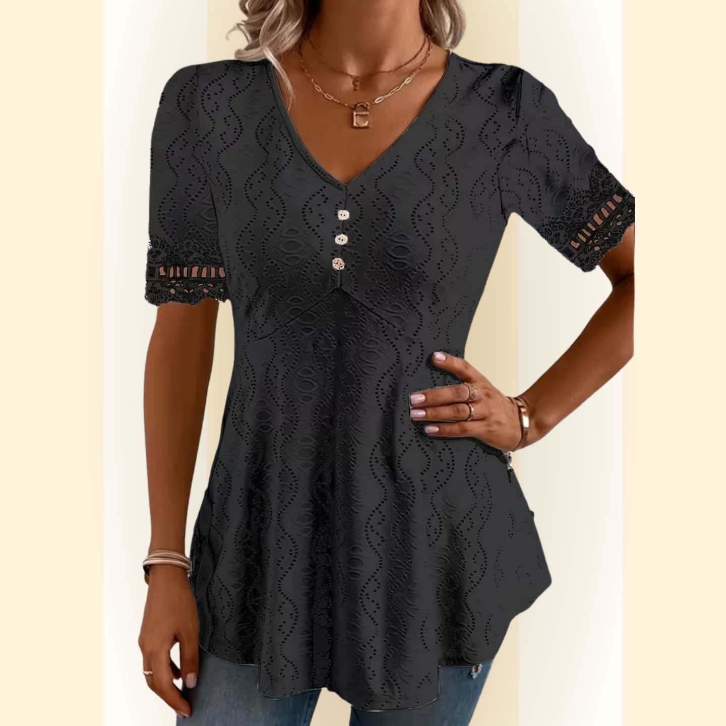 Orlena | Blouse met V-hals en korte mouwen