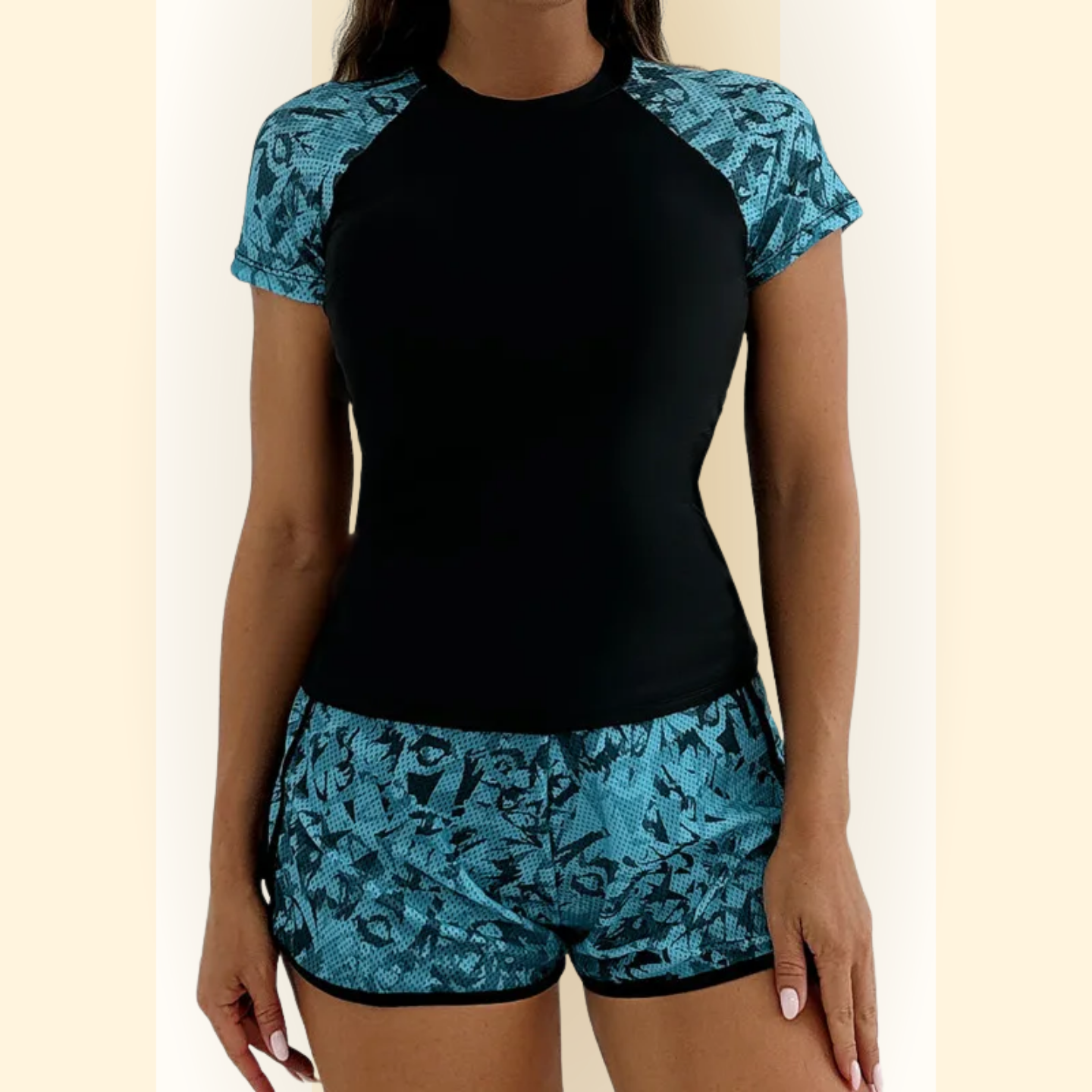 Elyra | Bloemenprint Tankini met korte mouwen en shorts